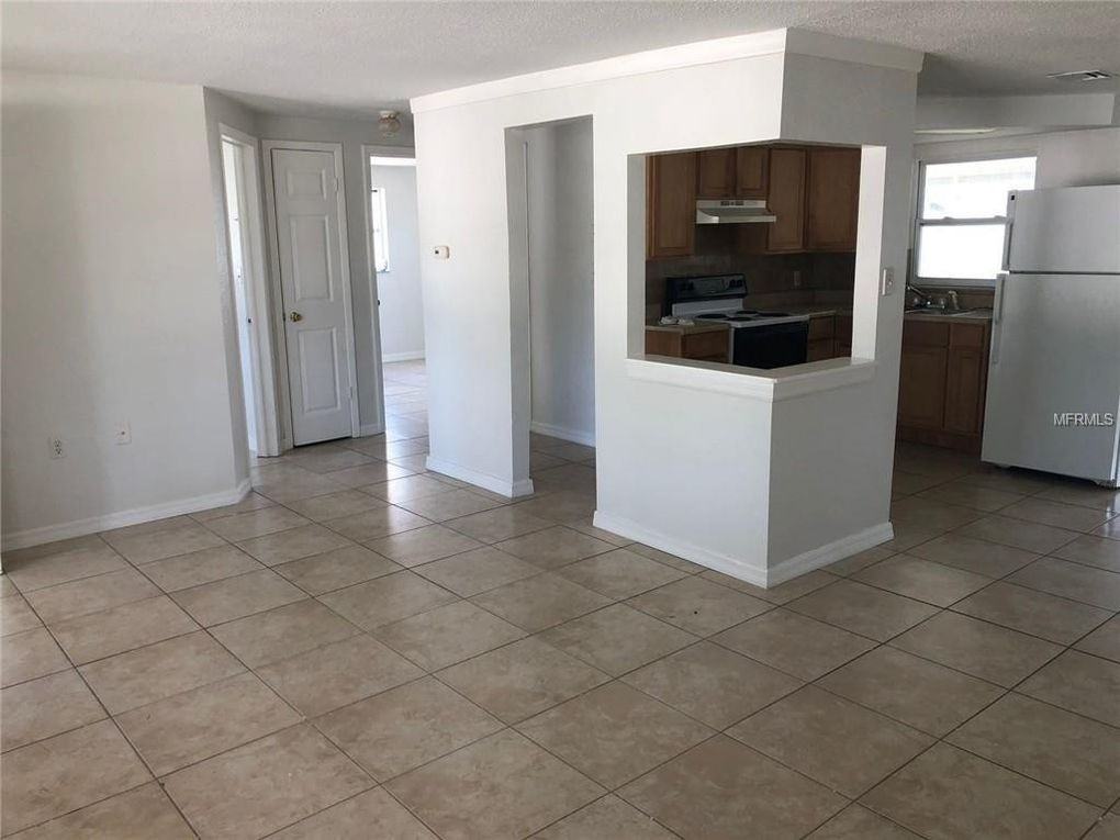 10110 Cherry Creek Ln - Photo 3 of 18