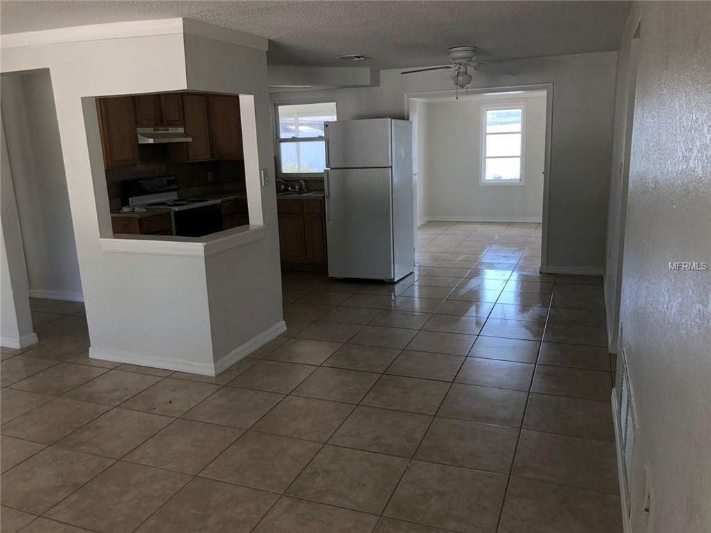 10110 Cherry Creek Ln - Photo 5 of 18