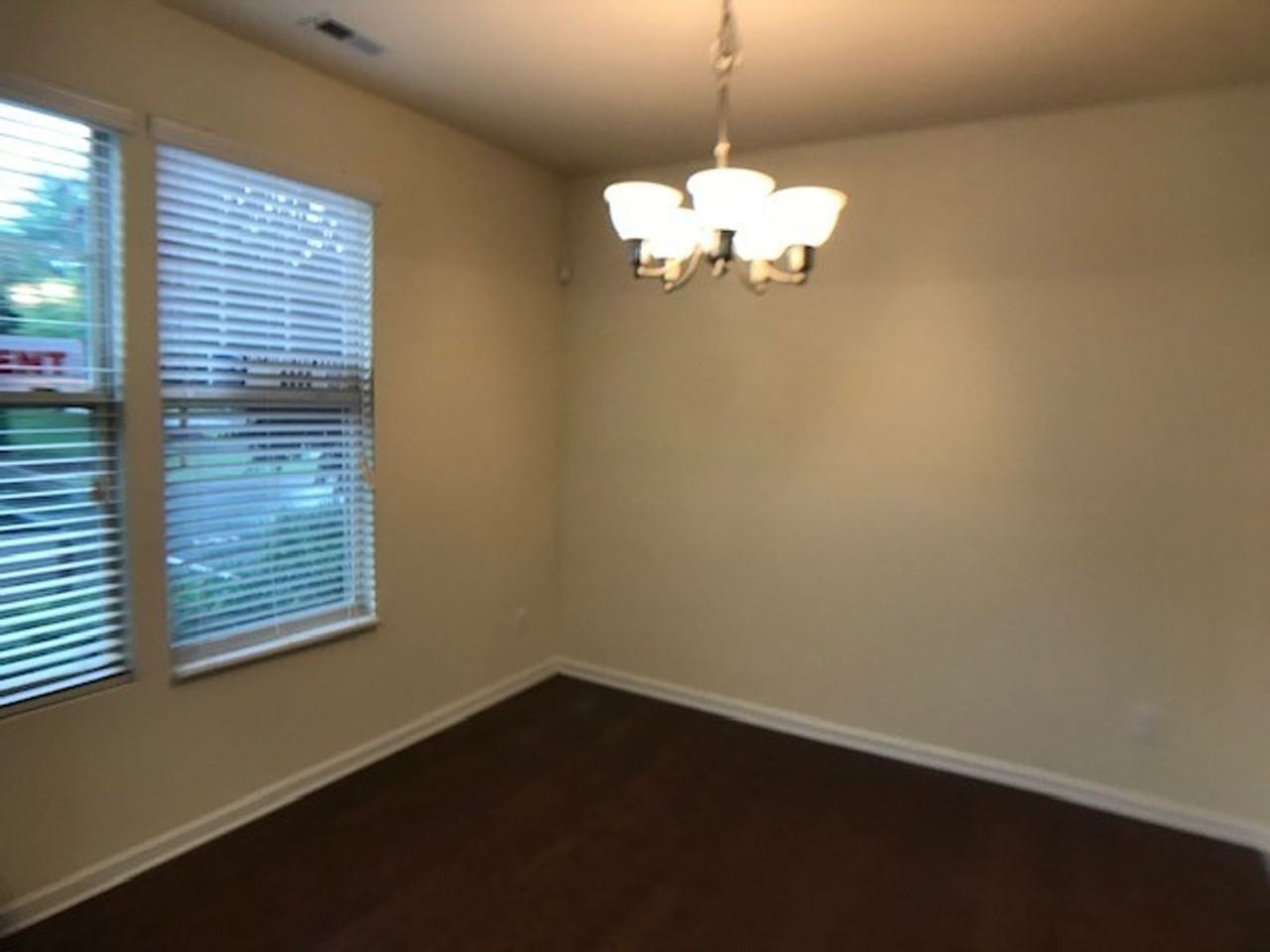 105 Mt Evans Dr - Photo 3 of 20