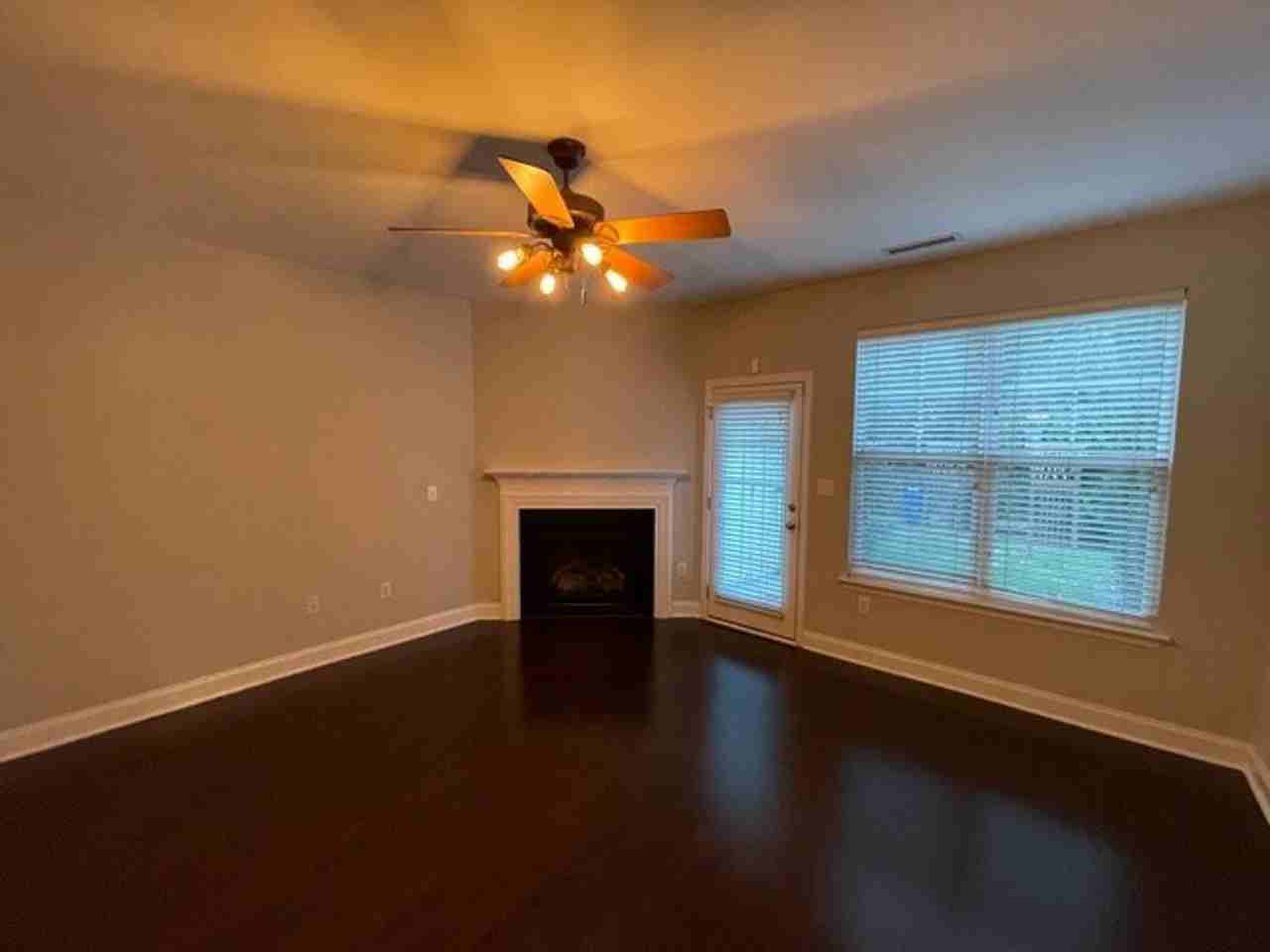 8835 Camden Park Dr - Photo 6 of 20