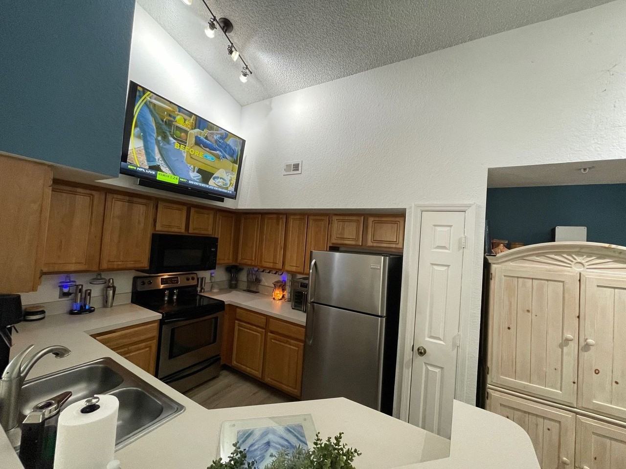 13103 Mulberry Park Dr - Photo 5 of 15