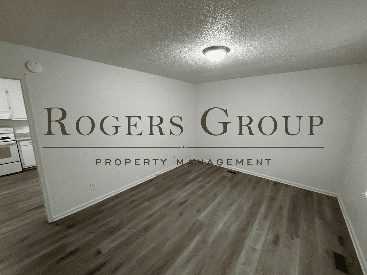 432 Ridley St - Photo 5 of 13