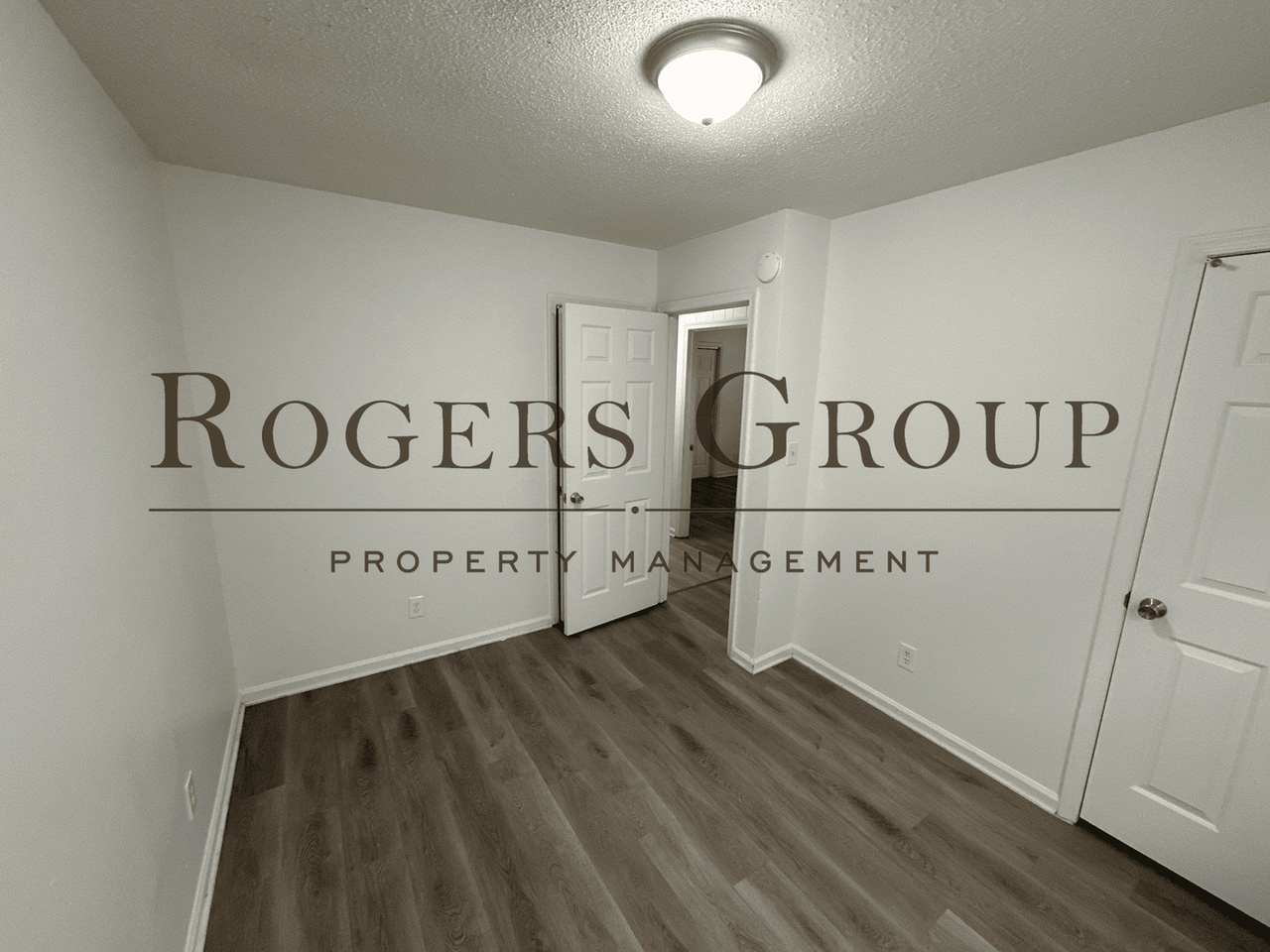 432 Ridley St - Photo 6 of 13