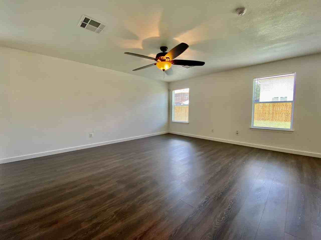 6608 Ferrystone Pass - Photo 7 of 34