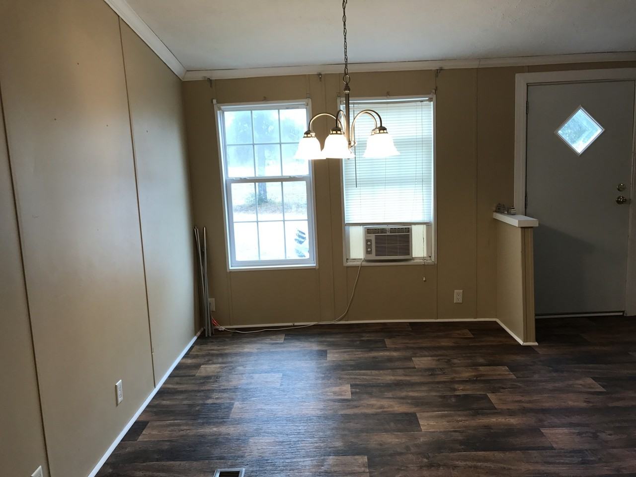 5066 Keyser Mill Rd - Photo 3 of 12
