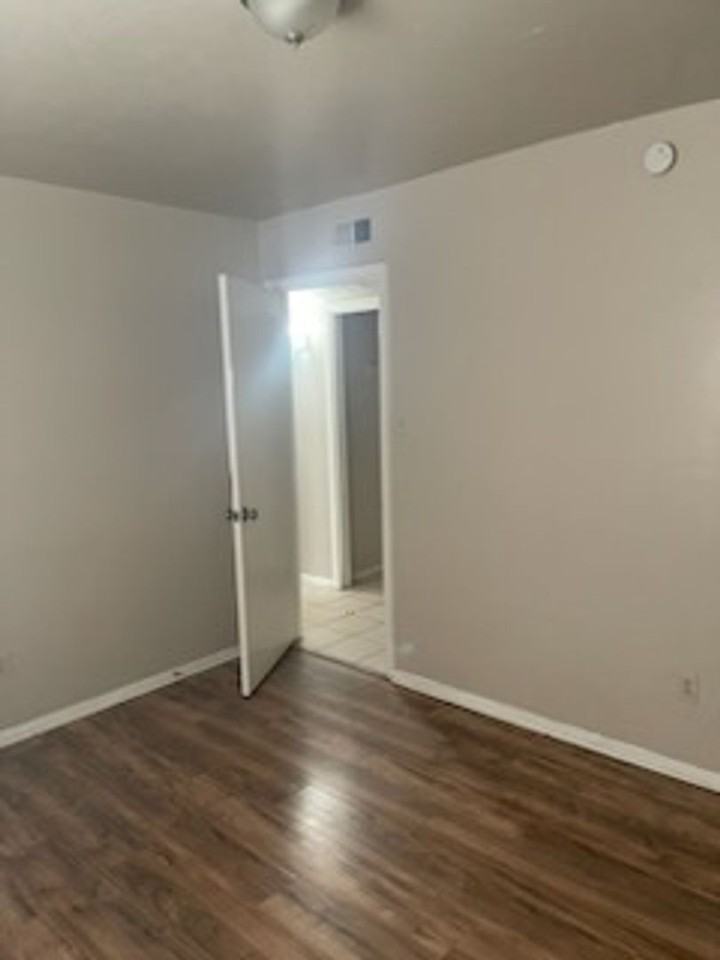 2701 Poplar Cir Apt G - Photo 7 of 10