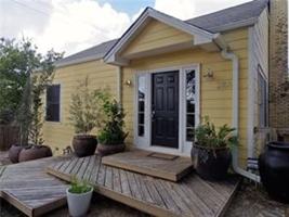 featured image of 2101 W 10th St