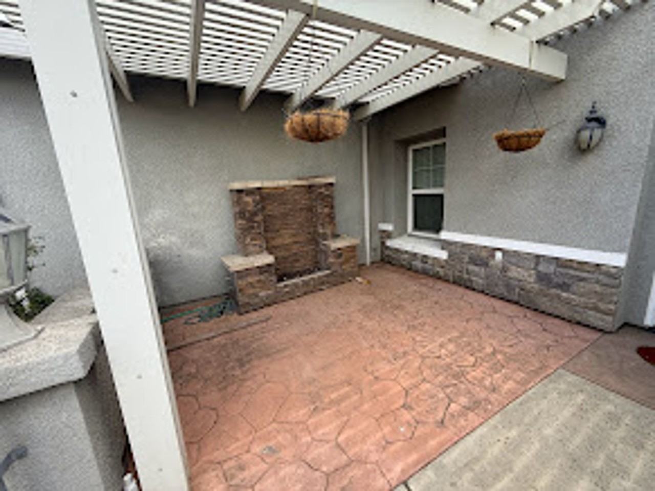 1764 Golden Way - Photo 6 of 32