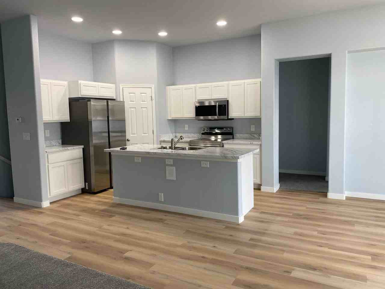 7557 Mcclellan Rd - Photo 3 of 18