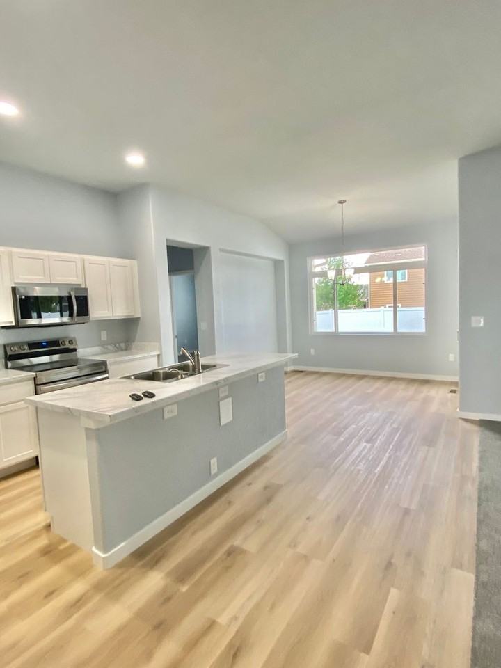 7557 Mcclellan Rd - Photo 4 of 18