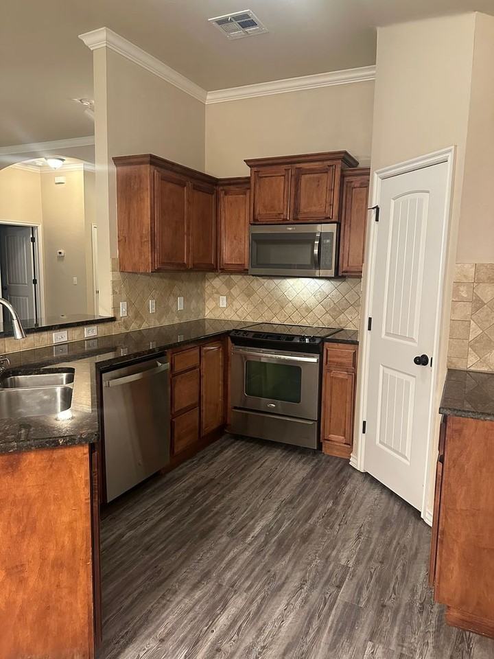 4236 Red Apple Ter - Photo 5 of 24