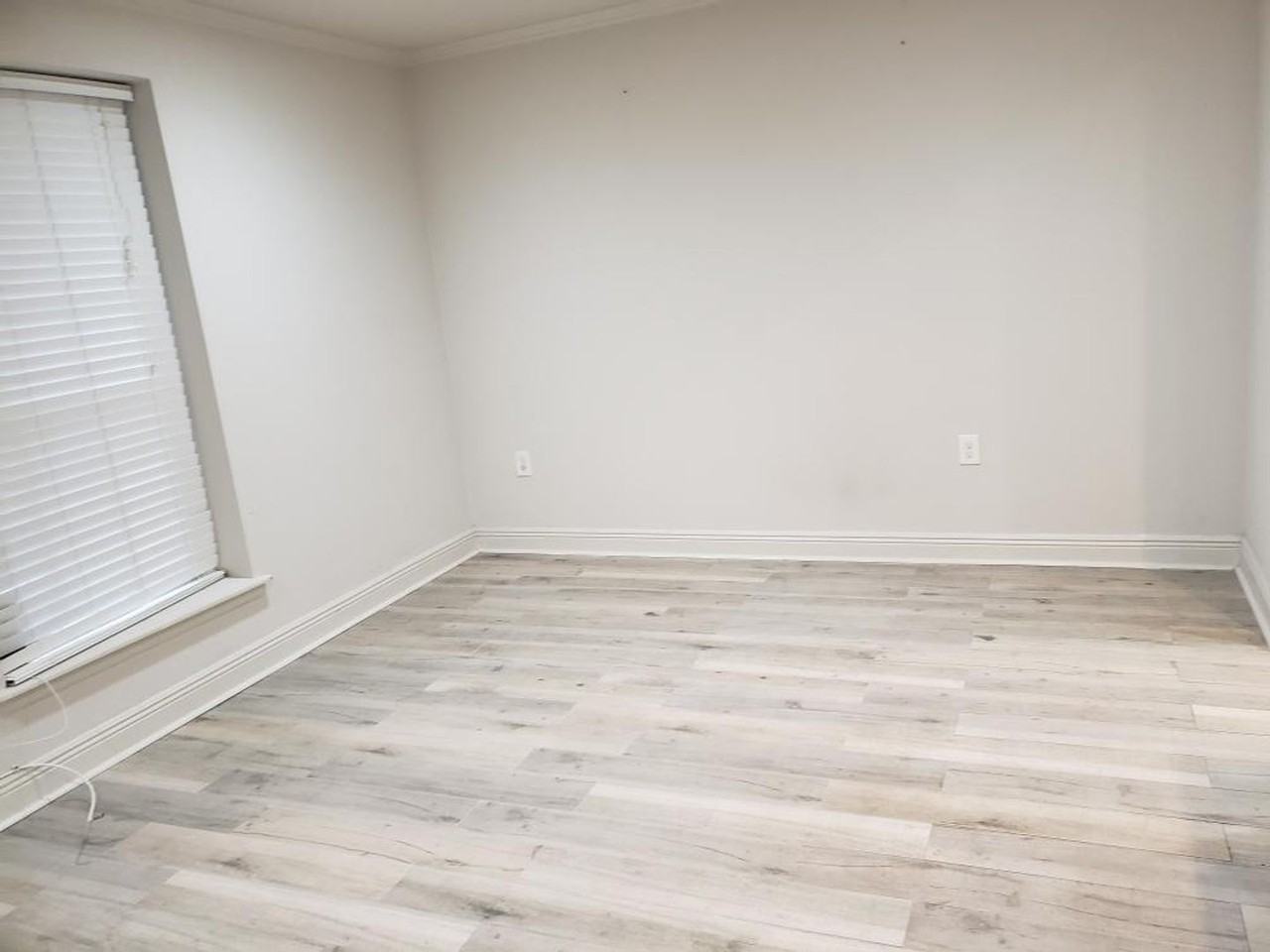 732 Cherokee St #106 - Photo 5 of 11