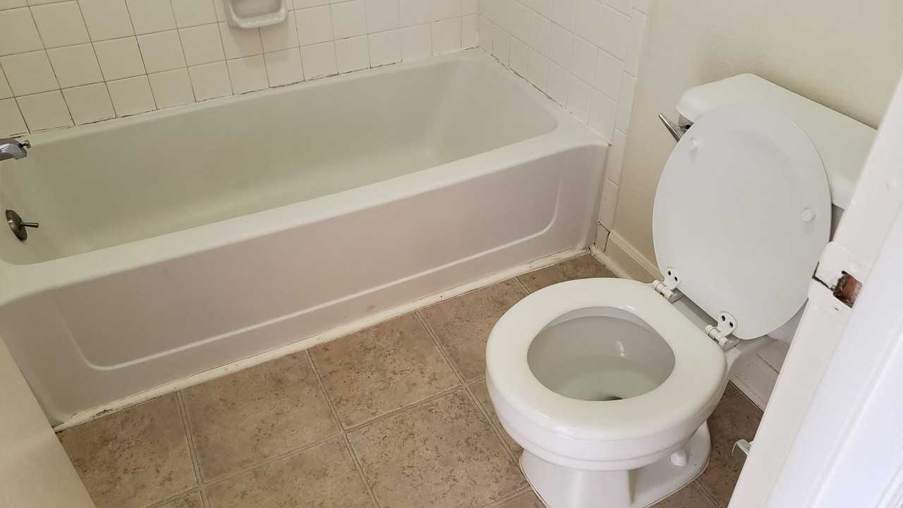 2506 Avent Ferry Rd - Photo 2 of 13