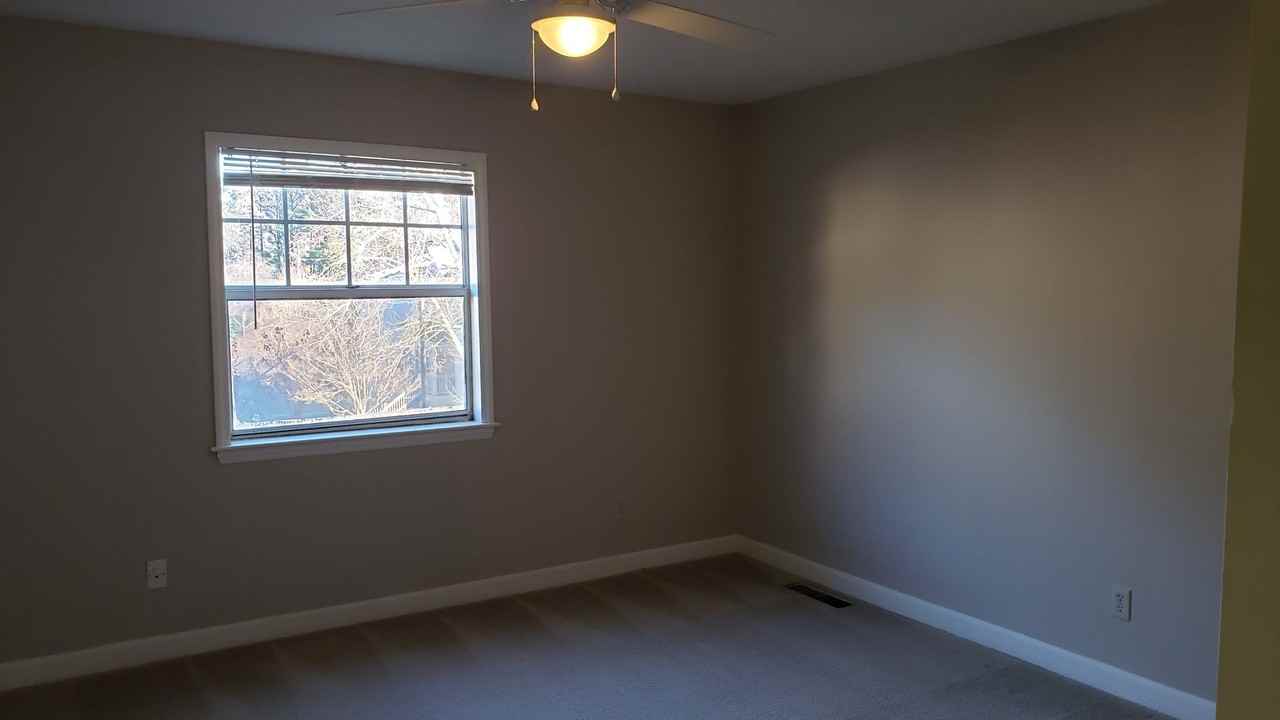 2506 Avent Ferry Rd - Photo 7 of 13