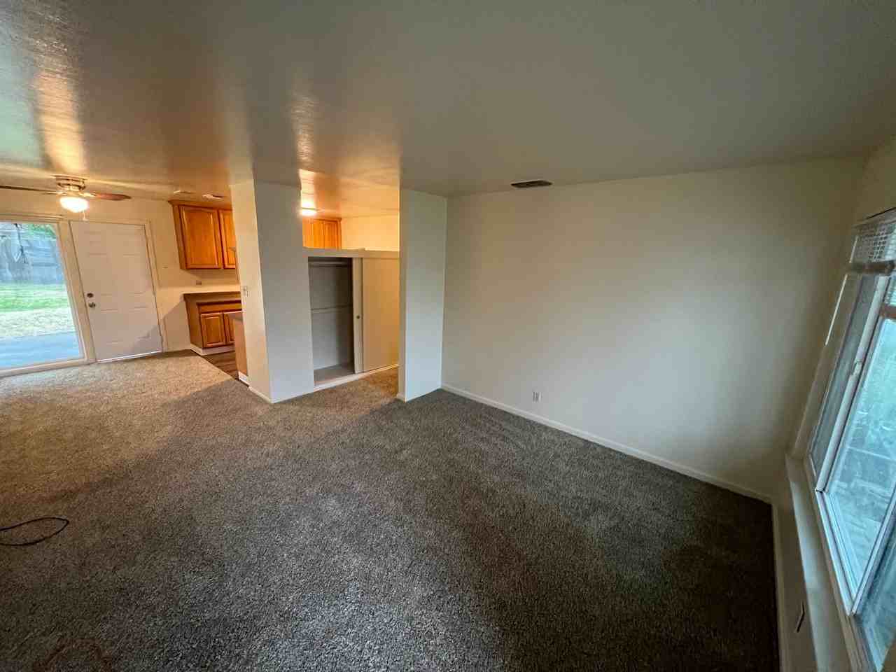 1906 Bowling Green Dr - Photo 6 of 13