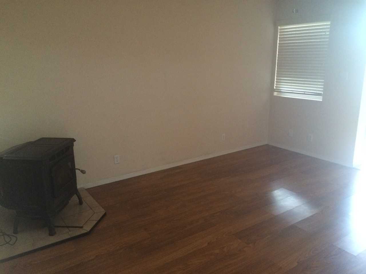 513 Cimarron Meadows Dr Ne - Photo 2 of 4