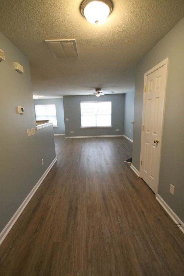 1364 Walnut Hill Dr - Photo 3 of 28