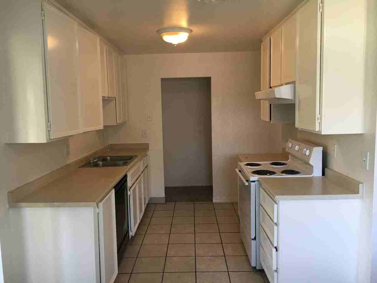 952 Mango Dr - Photo 4 of 7