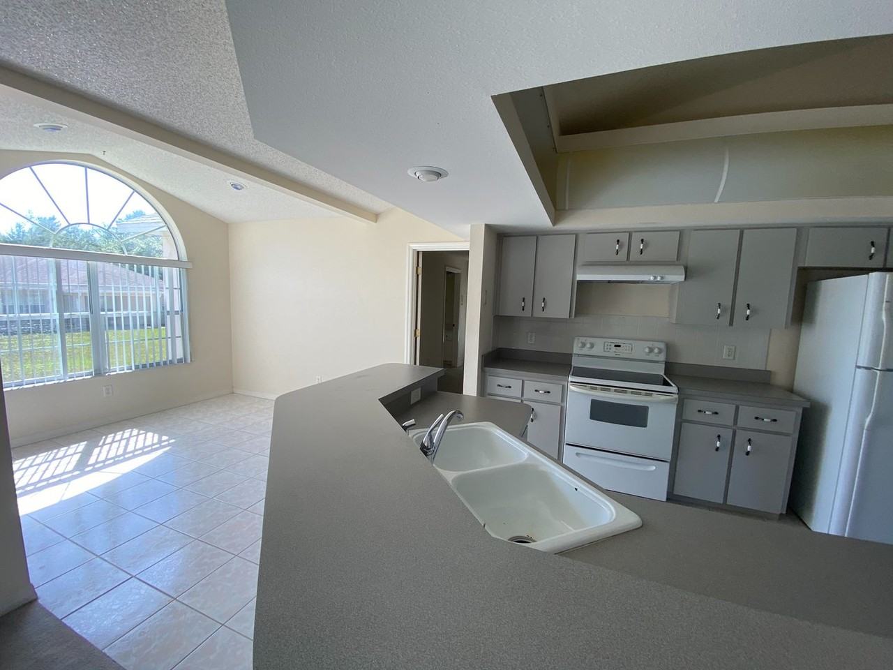 15980 Sw 27th Avenue Rd - Photo 7 of 19