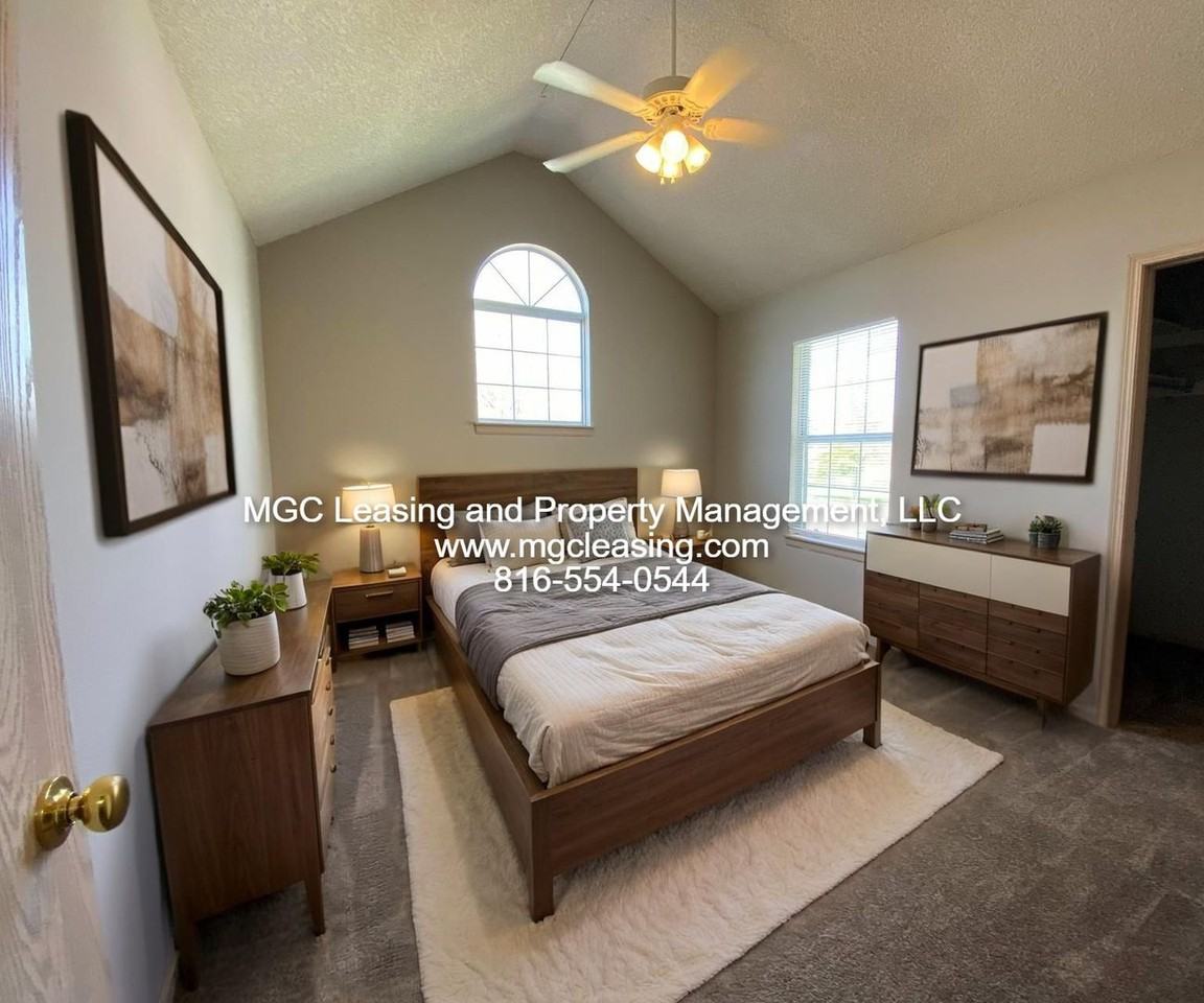 1009 Garden Dr - Photo 3 of 19