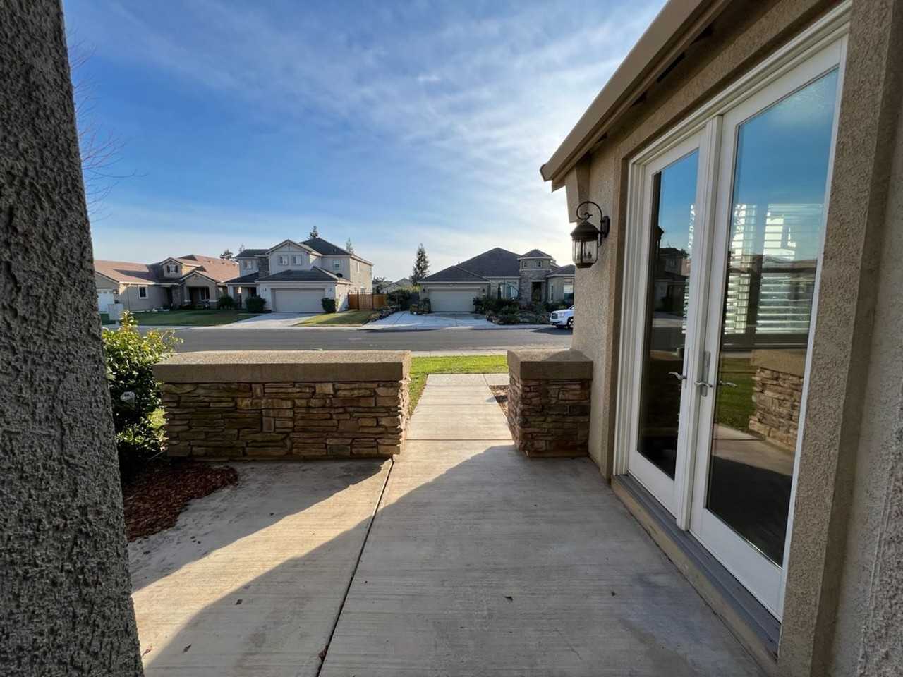 937 Jasmine Hollow Dr - Photo 3 of 27