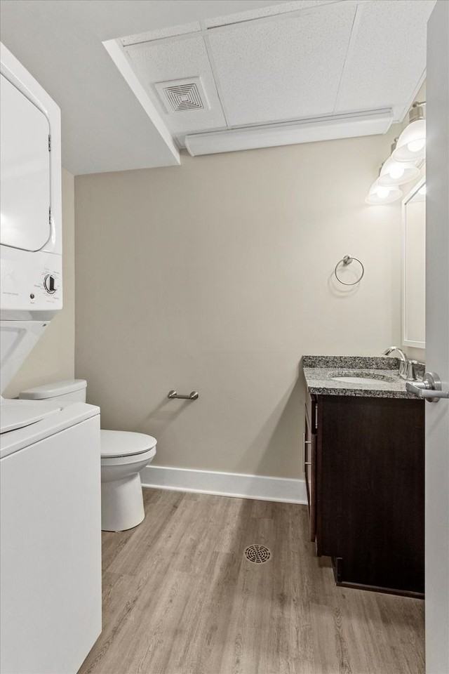 421 W King St #13 - Photo 4 of 9