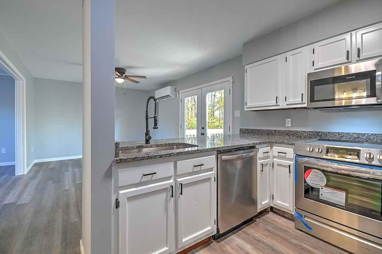 254 Wildwood Dr - Photo 3 of 31