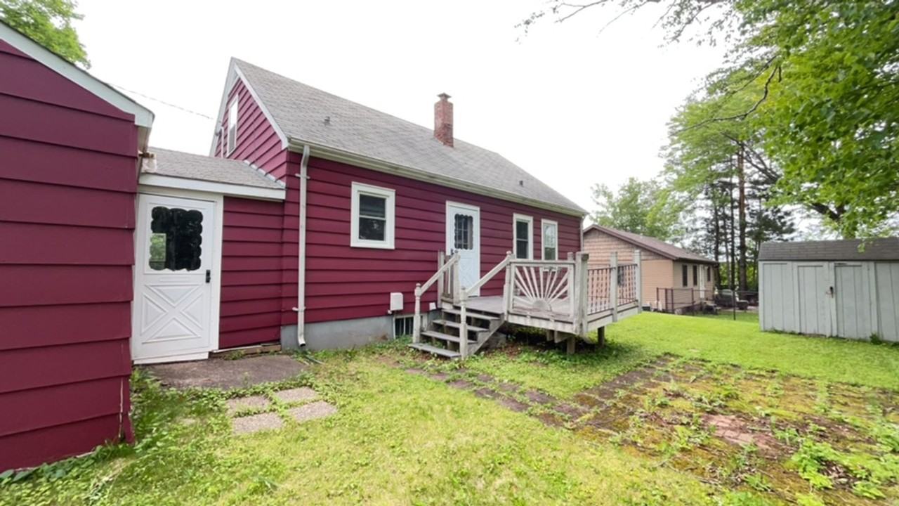 9318 Zimmerly Ave - Photo 2 of 35