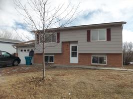 featured image of 152 3rd St