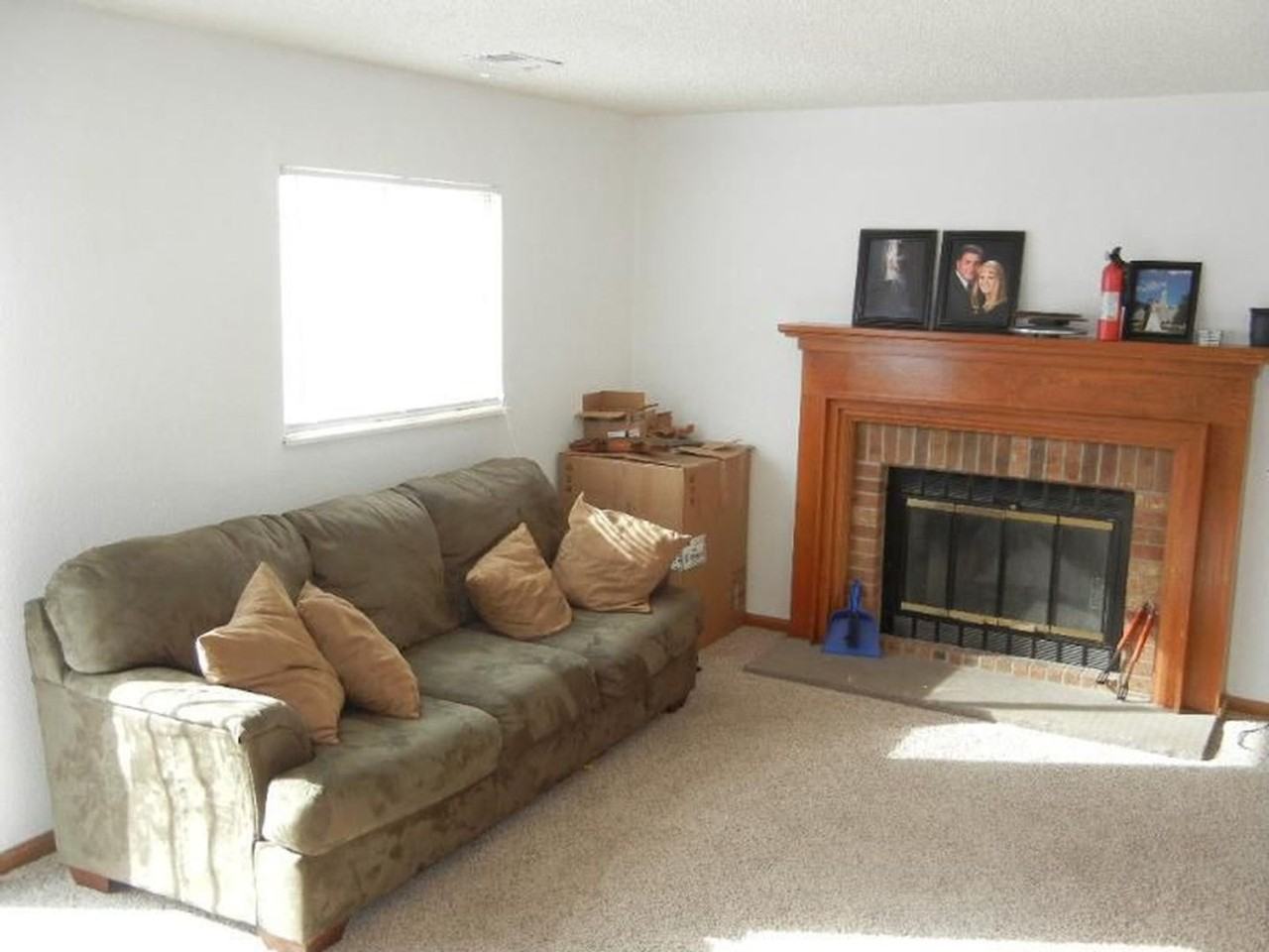 19584 E Linvale Dr - Photo 4 of 26