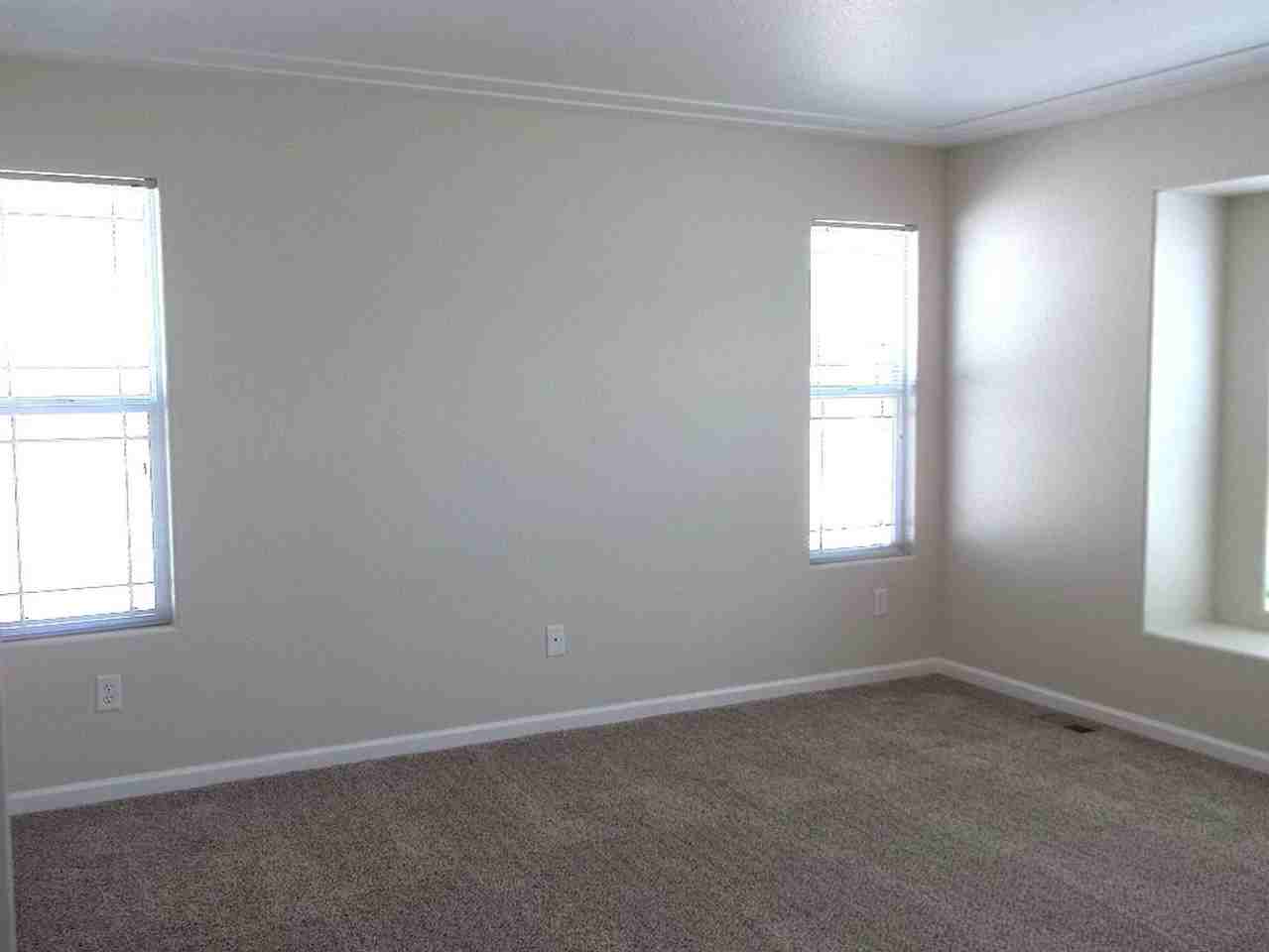 6936 Raleigh St - Photo 5 of 8