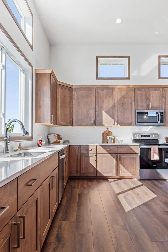 1008 61st Ave W - Photo 5 of 20