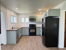 featured image of 147 Manheim St