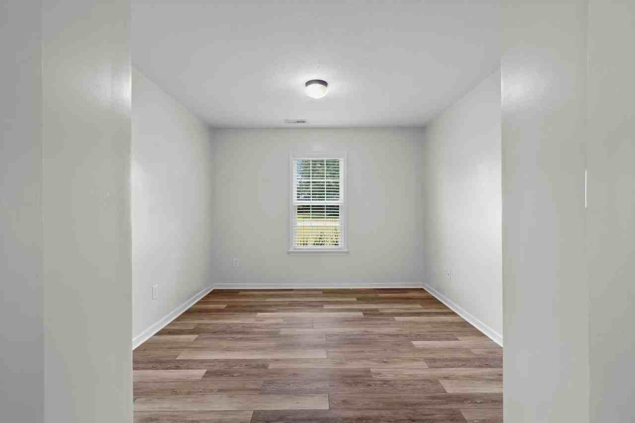 279 Brookstone Way - Photo 7 of 21