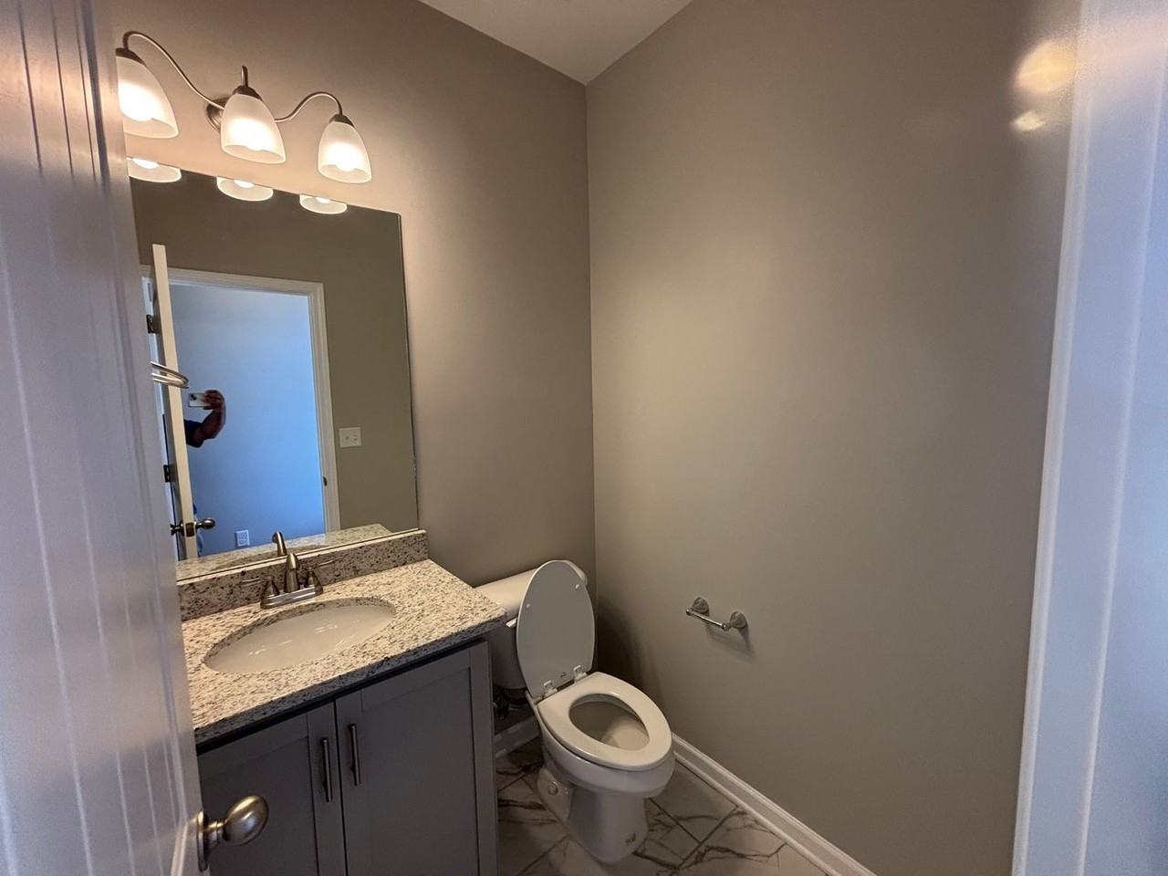 10151 Sterling Ridge Dr - Photo 3 of 22