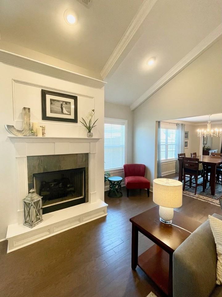 116 Herman Dr - Photo 3 of 21