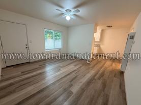** MOVE IN SPECIAL** 4124 Grand View! PRIME LOCATION, all vacancies currently offering 2 week free move in special - Photo 1 of 1