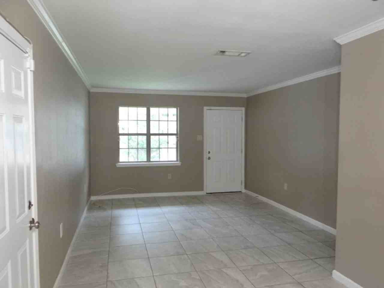 1136 Boreas Dr - Photo 2 of 13