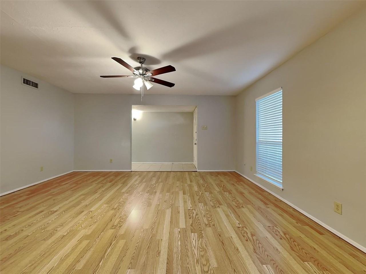 3326 Janwood Ln - Photo 5 of 22