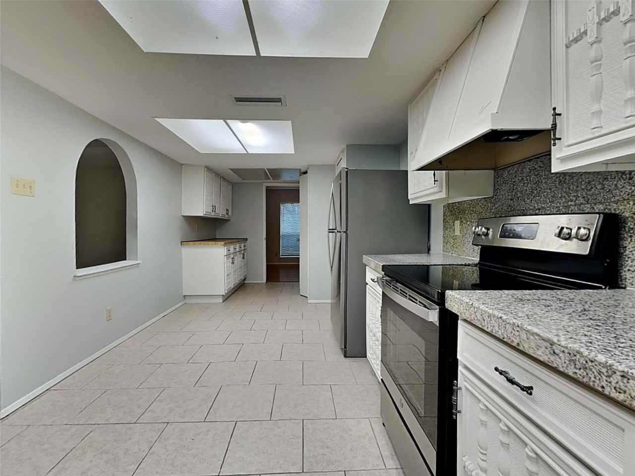 3326 Janwood Ln - Photo 7 of 22