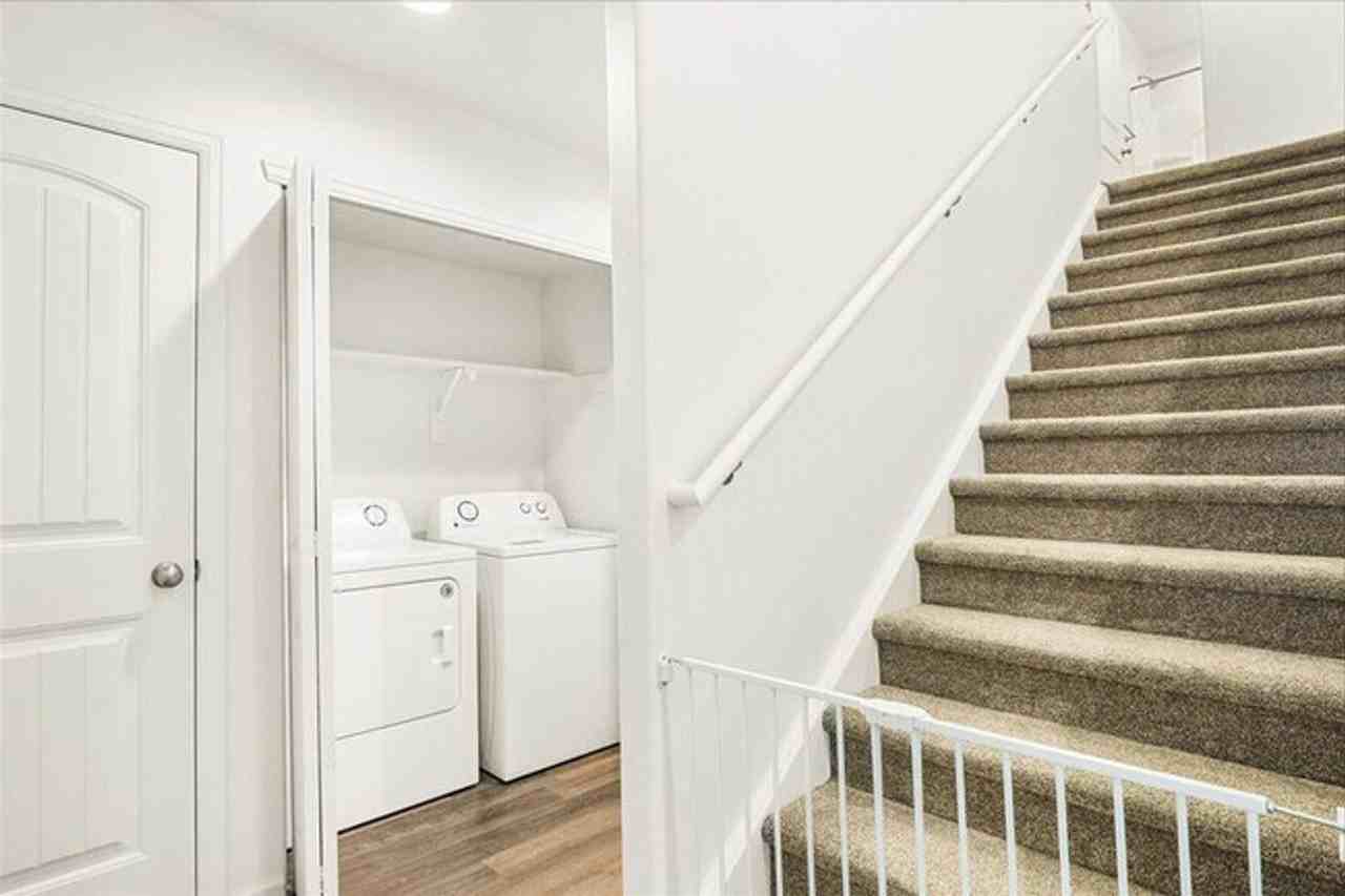 1552 Danny Pl - Photo 6 of 12