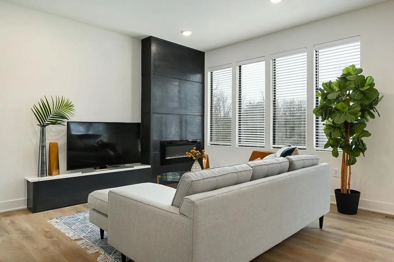 6529 Marsh Ave - Photo 4 of 20