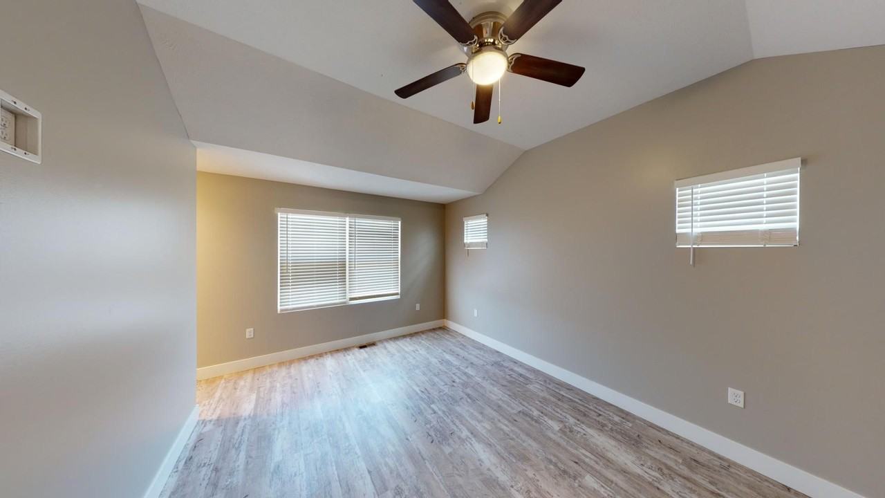 Legacy Bend Apartments - Photo 3 of 7