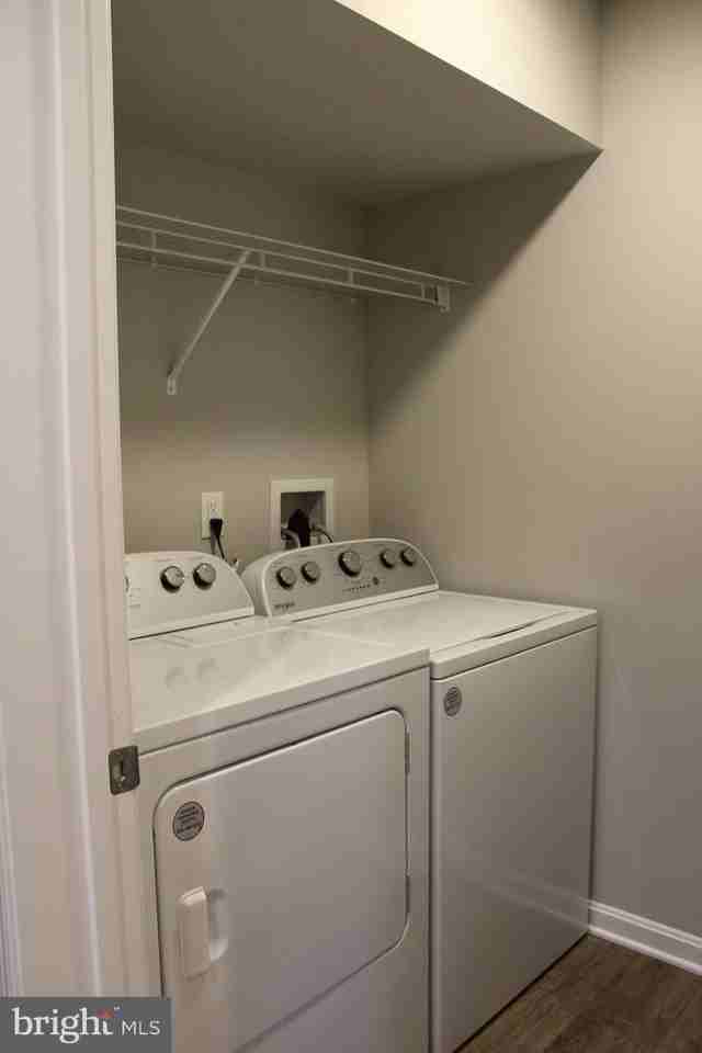 644 N College St - Photo 5 of 11