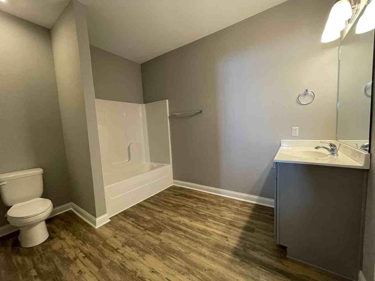 142 Bellbrook Lane - Photo 5 of 7