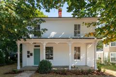 1215 Walnut St - Photo 1 of 1