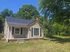 featured image of 330 Stratford Rd
