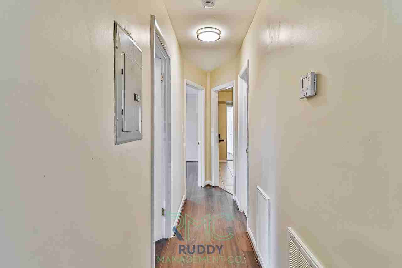 Come Home to Buena Vista 3 Bedroom Apartment in SE Washington DC - Photo 7 of 15