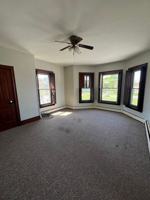 featured image of 200 Walnut St