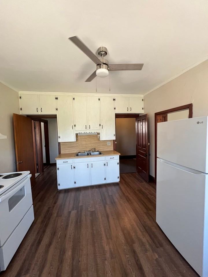 200 Walnut St - Photo 5 of 22